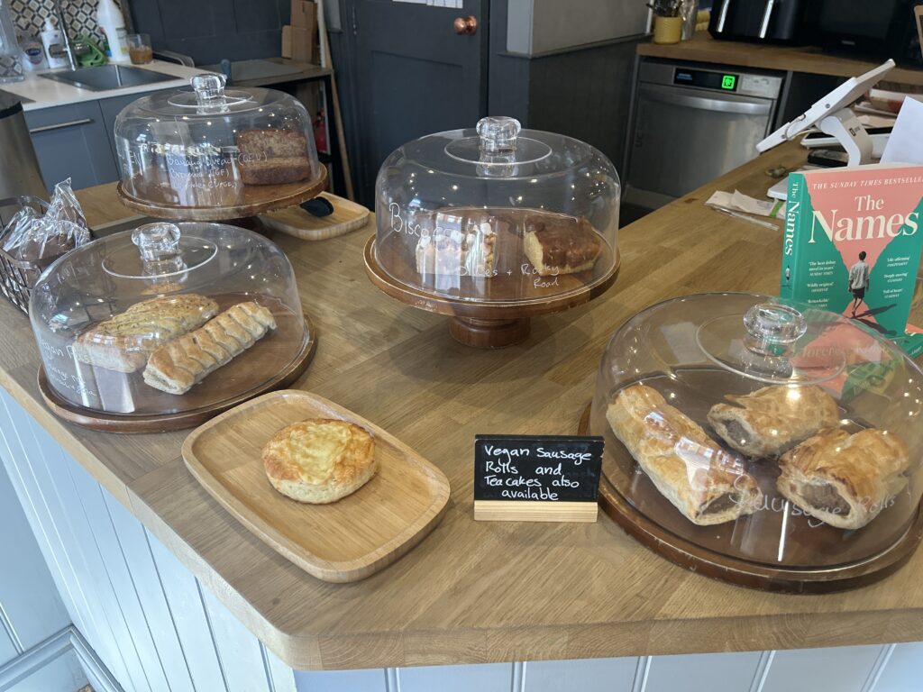 Free hot drink & treat